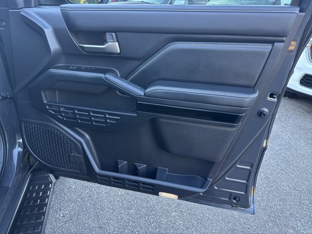 Used 2025 Toyota 4Runner Limited AWD/4WD image 16