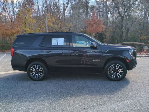 Used 2024 GMC Yukon AT4 w/ Max Trailering Package image 4