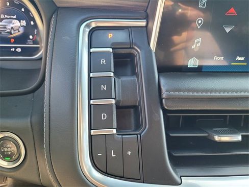 Used 2023 Chevrolet Tahoe Z71 w/ Luxury Package image 18