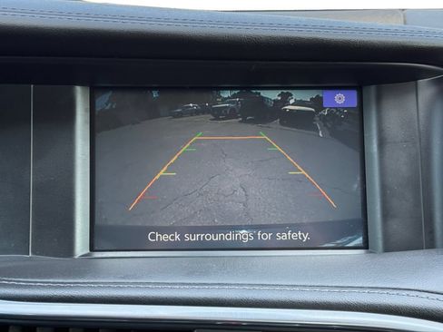 Used 2018 INFINITI QX30 FWD image 13
