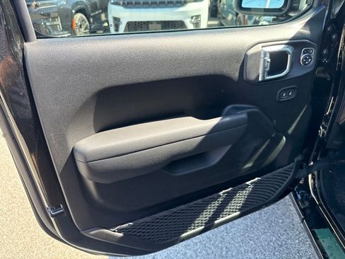 New 2026 Jeep Wrangler Unlimited Sport AWD/4WD image 17