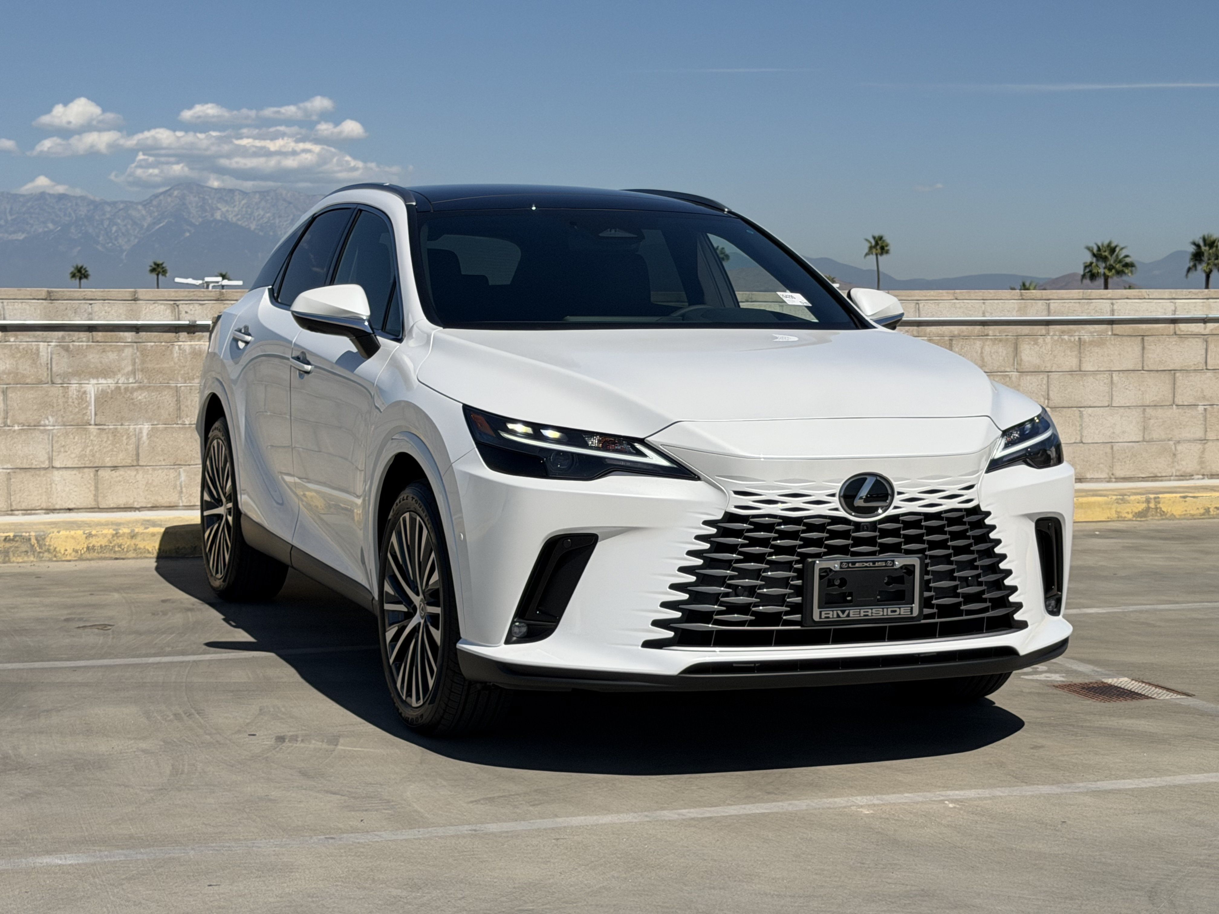 New 2026 Lexus RX 350 w/ Convenience Package AWD/4WD image 2