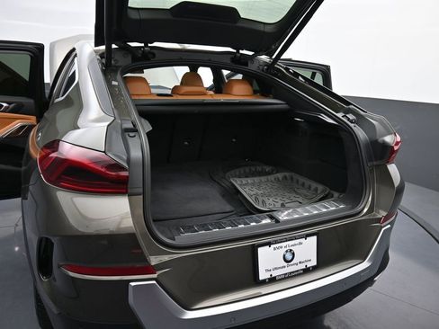 Used 2023 BMW X6 xDrive40i w/ Premium Package AWD/4WD image 16
