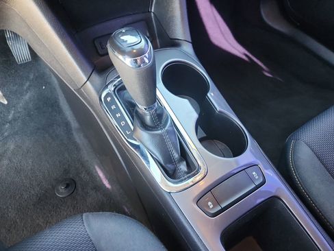 Used 2019 Chevrolet Cruze LT w/ LT Fleet Convenience Package image 21