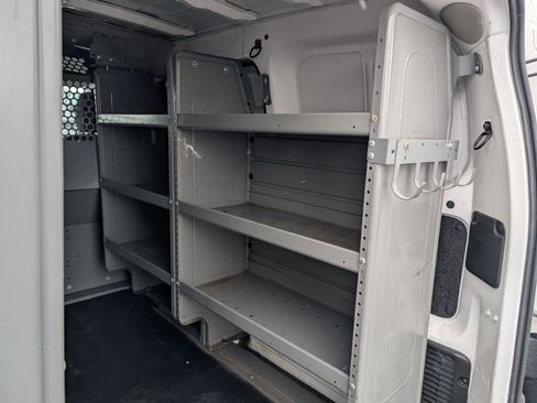 Used 2020 Nissan NV200 SV image 41