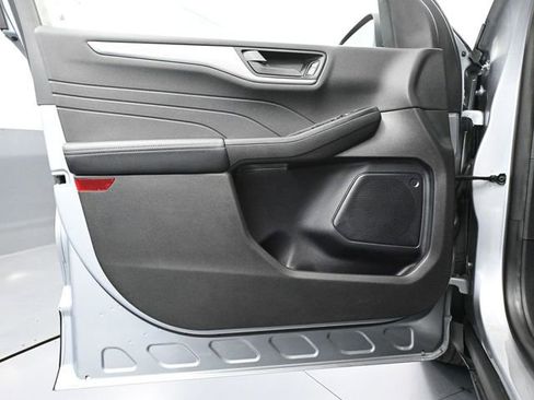 Used 2024 Ford Escape Active image 19