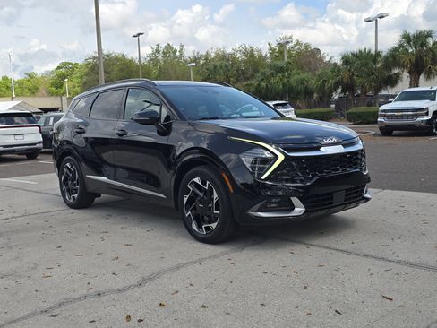 Certified 2023 Kia Sportage SX image 2