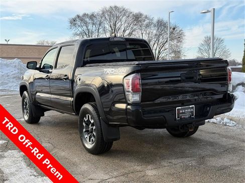 Used 2021 Toyota Tacoma TRD Off-Road image 5