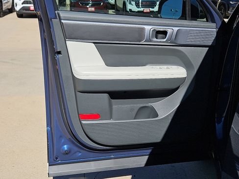 Used 2025 Hyundai Santa Fe SEL image 13