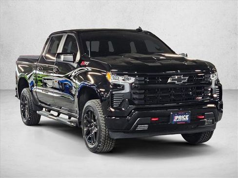 Used 2023 Chevrolet Silverado 1500 LT Trail Boss w/ LT Trail Boss Premium Package AWD/4WD image 3
