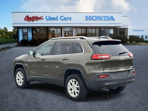 Used 2014 Jeep Cherokee Latitude w/ Cold Weather Group image 3