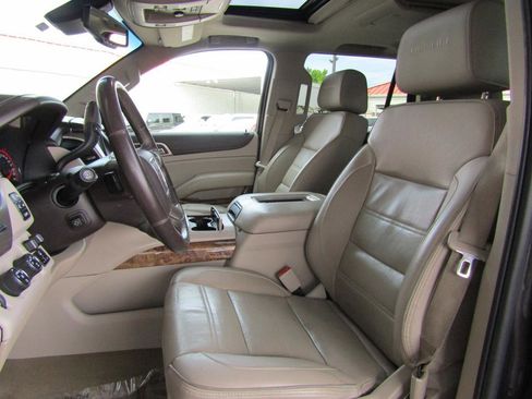 Used 2016 GMC Yukon Denali w/ Open Road Package image 9