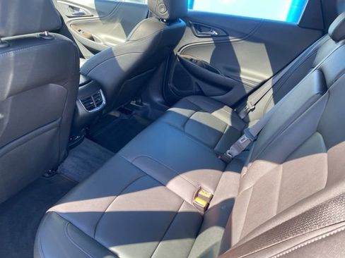 Used 2025 Chevrolet Malibu LT w/ Sport Edition FWD image 35