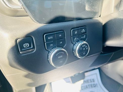 Used 2025 GMC Sierra 1500 SLT w/ SLT Premium Plus Package image 22
