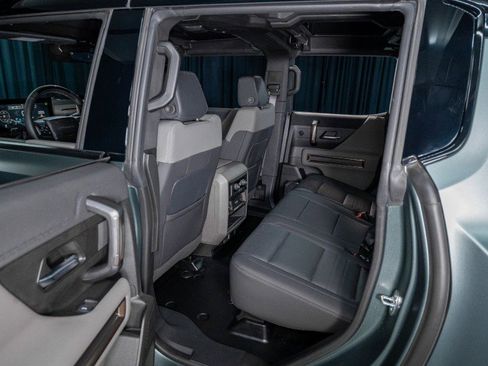 Used 2024 GMC Hummer EV 3X w/ LPO, Cargo Utility Package AWD/4WD image 29