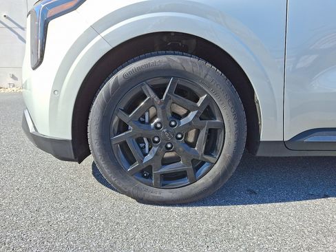 New 2026 Kia Carnival SX Prestige FWD image 5