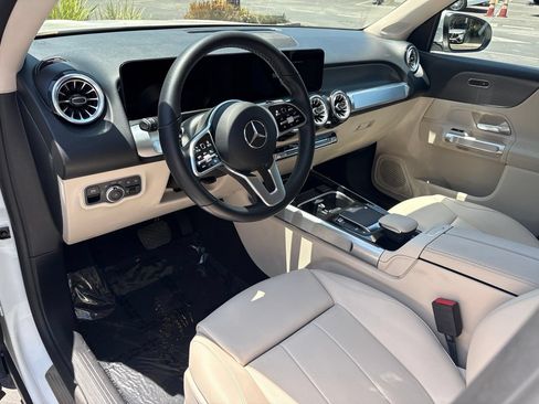 Certified 2022 Mercedes-Benz GLB 250 image 5