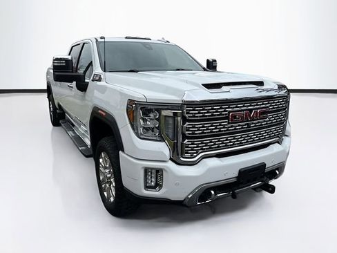 Used 2020 GMC Sierra 3500 Denali w/ Denali Ultimate Package image 3