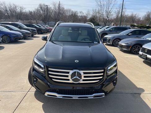 New 2026 Mercedes-Benz GLB 250 4MATIC image 2