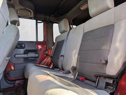 Used 2010 Jeep Wrangler Unlimited Sahara w/ Trailer Tow Group image 7