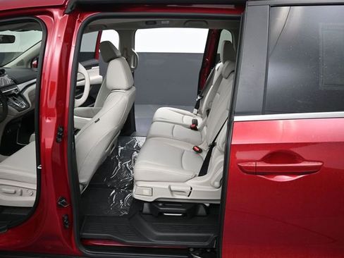 New 2026 Honda Odyssey EX-L image 7