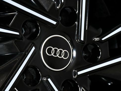 Used 2024 Audi RS e-tron GT w/ Ceramic Brake Package image 98