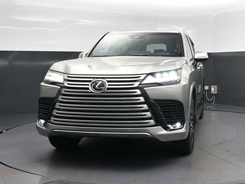New 2026 Lexus LX 600 4WD w/ Luxury Package image 10