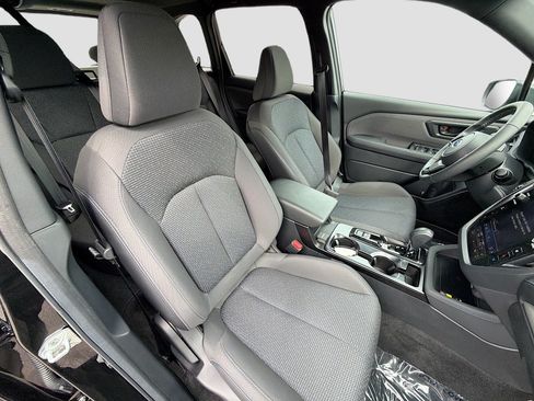 Certified 2026 Subaru Forester Premium w/ Base/Premium Package AWD/4WD image 13