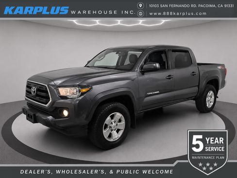 Used 2021 Toyota Tacoma SR5 RWD image 1