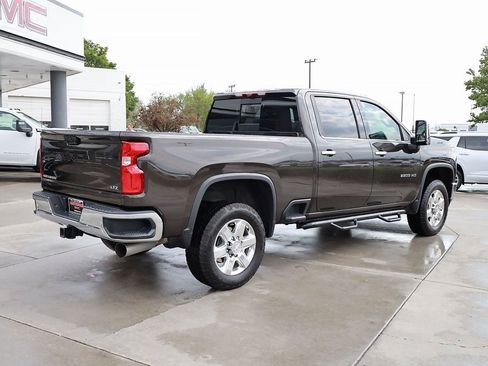 Used 2020 Chevrolet Silverado 3500 LTZ w/ LTZ Plus Package image 6