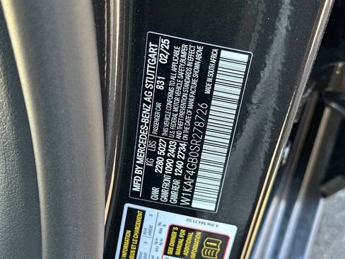 New 2025 Mercedes-Benz C 300 Sedan image 36