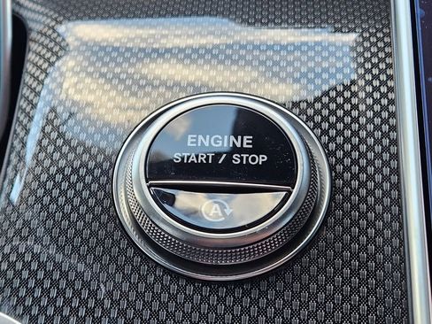 New 2026 Mercedes-Benz GLC 300 4MATIC image 23