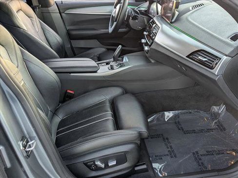 Used 2019 BMW 640i Gran Turismo xDrive w/ M Sport Package AWD/4WD image 22