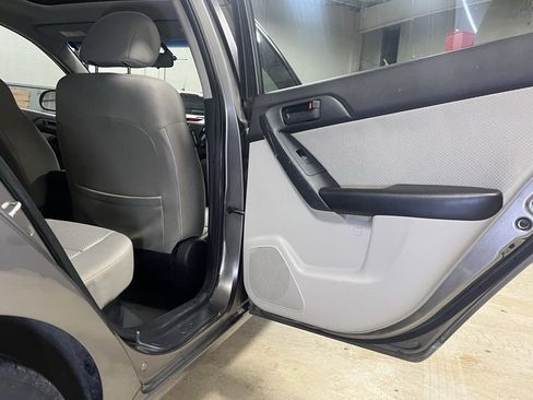 Used 2012 Kia Forte EX image 21