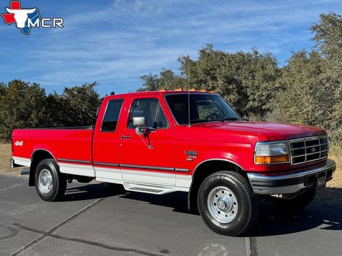 Used 1997 Ford F250 XLT image 4