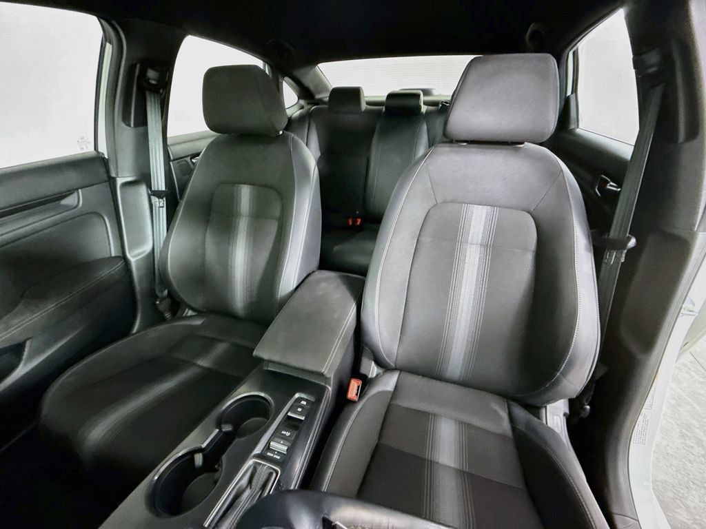 Used 2024 Honda Civic Sport image 11