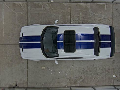 Used 2019 Dodge Challenger SRT Hellcat image 17