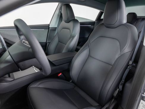 Used 2025 Tesla Model 3 RWD image 15