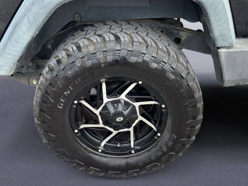 Used 2014 Jeep Wrangler Sport w/ Quick Order Package 23S AWD/4WD image 7