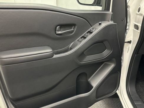 New 2026 Nissan Frontier SV w/ Tow Package image 14