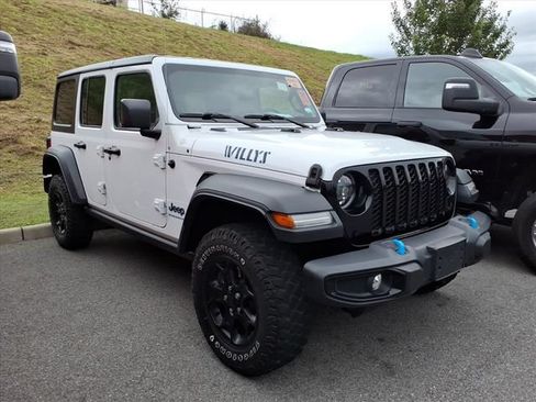 Used 2023 Jeep Wrangler Unlimited w/ Cold Weather Group AWD/4WD image 1