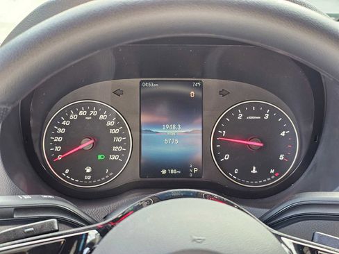 Used 2025 Mercedes-Benz Sprinter 2500 image 27