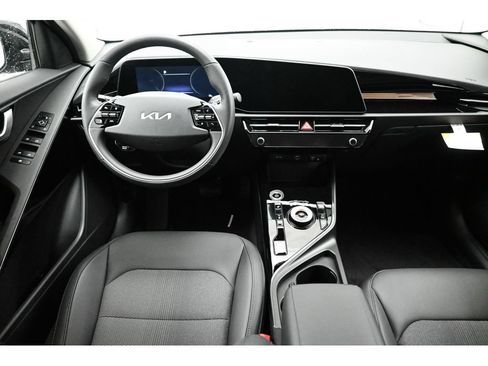 New 2026 Kia Niro Wind w/ Wind Preserve Package FWD image 14