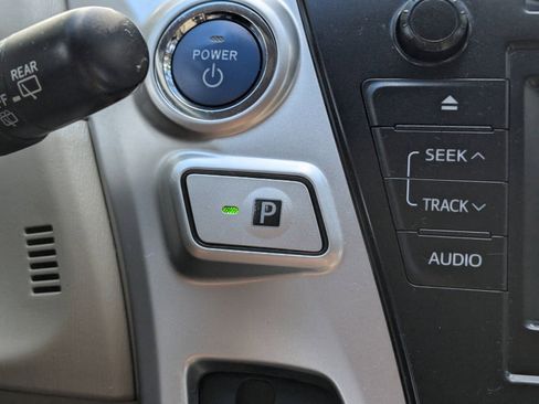 Used 2013 Toyota Prius V Five image 42