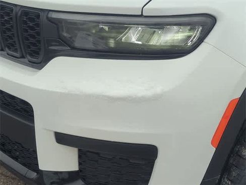 New 2025 Jeep Grand Cherokee L Altitude image 11