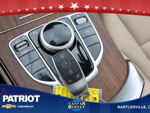 Used 2020 Mercedes-Benz C 300 Sedan w/ Premium Package image 23