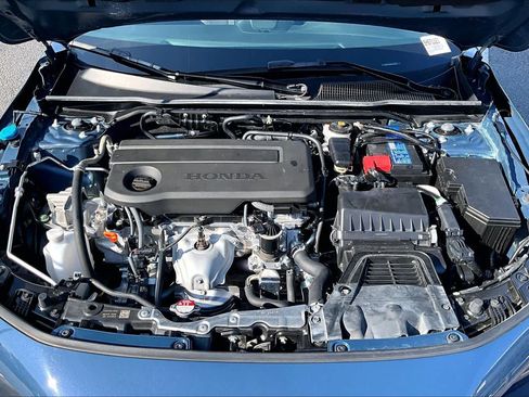 Used 2025 Honda Civic Sport image 31