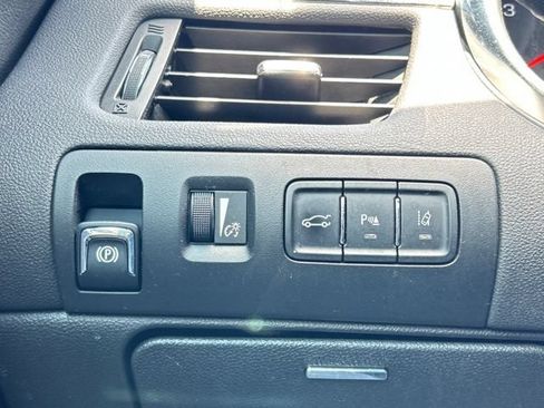 Used 2014 Chevrolet Impala LT w/ Premium Seating Package FWD image 28
