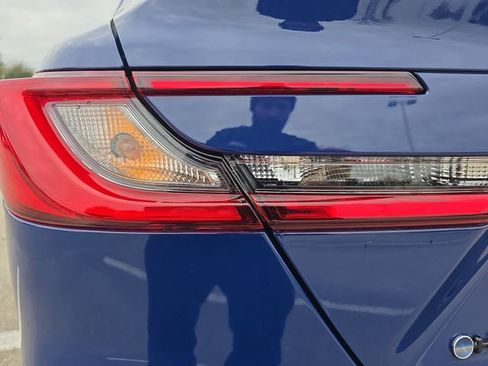 Used 2025 Toyota Camry SE image 33