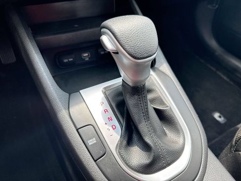 Used 2022 Kia Forte Sedan FWD image 17
